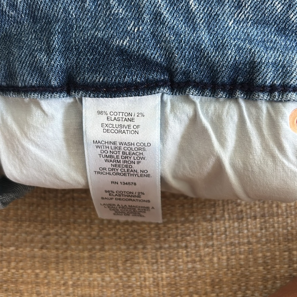 Vineyard Vines Blue Denim Shorts - Picture 4 of 7